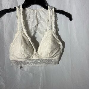 Auden Lace Bralette in Cream